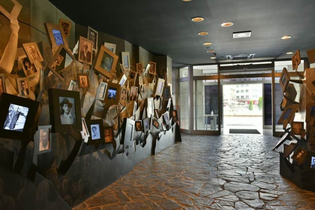 Sala do Memorial do Holocausto dos Judeus da Macedônia