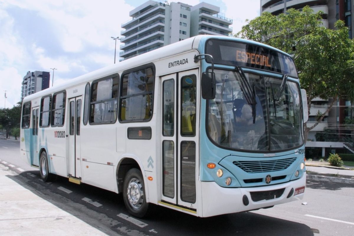 Ônibus municipal de Manaus