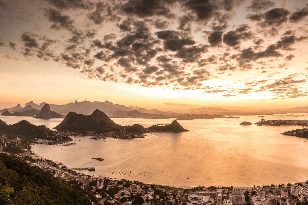 Vista panorâmica a partir do Parque da Cidade, em Niterói