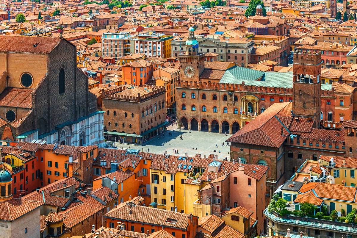 Piazza Maggiore de Bolonh vista de cima