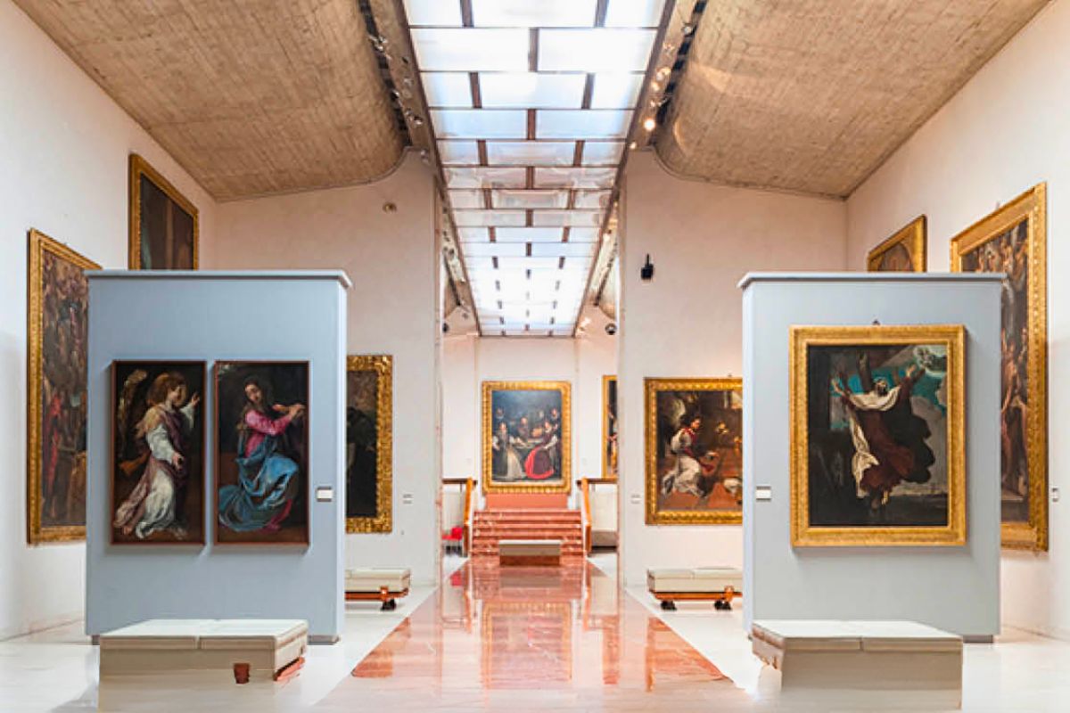 Quadros na Pinacoteca Nacional de Bolonha