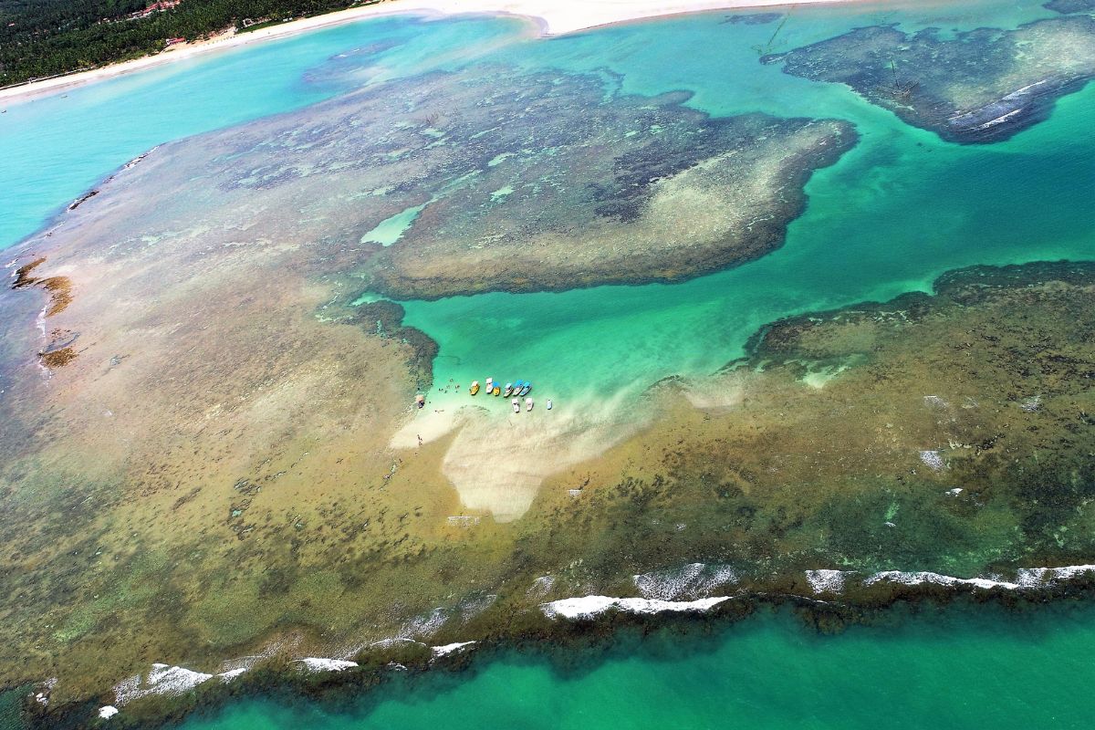 Imagem aérea das piscinas naturais de São Miguel dos Milagres
