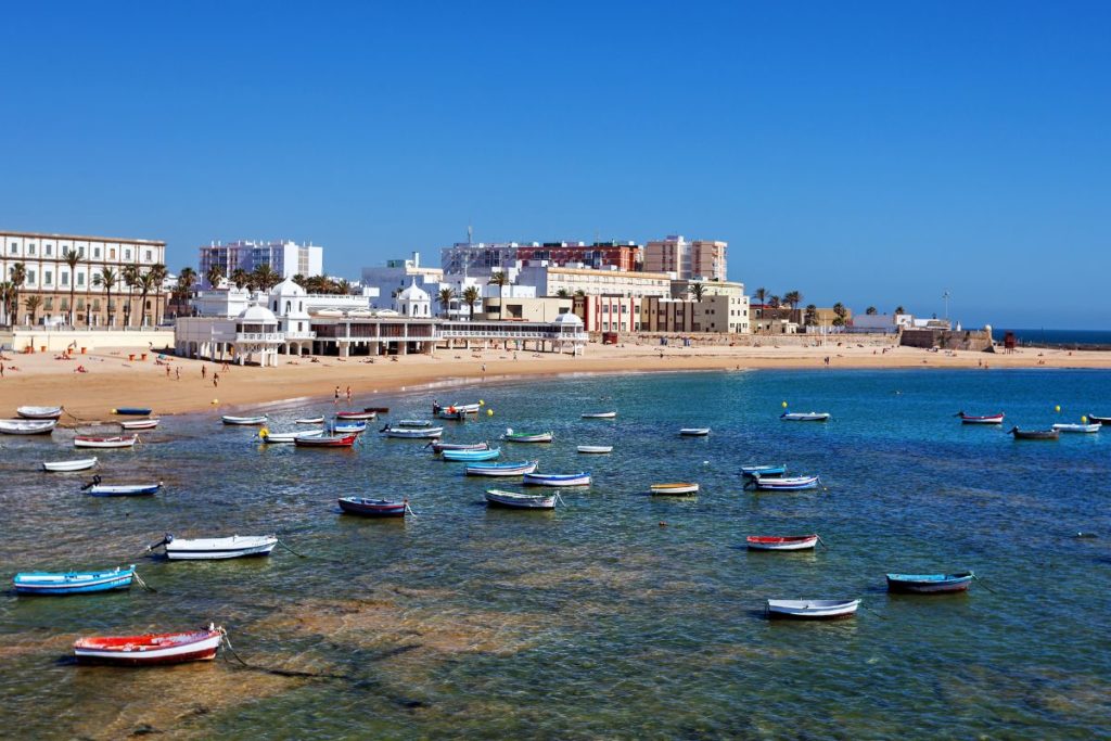 Playa de La Caleta em Cádiz na Espanha