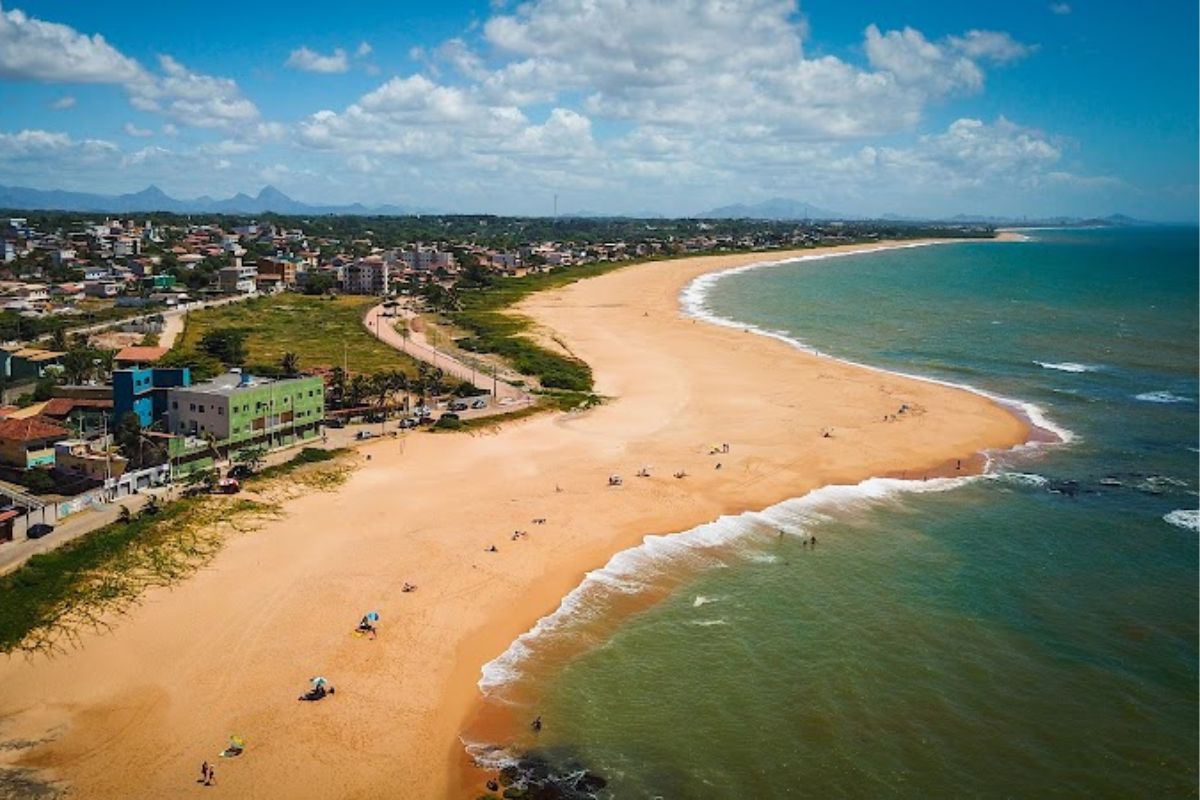 Imagem panorâmica do Balneário Ponta da Fruta