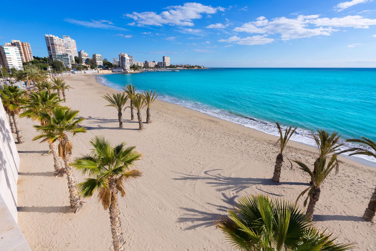 Panorama da Playa de San Juan, em Alicante