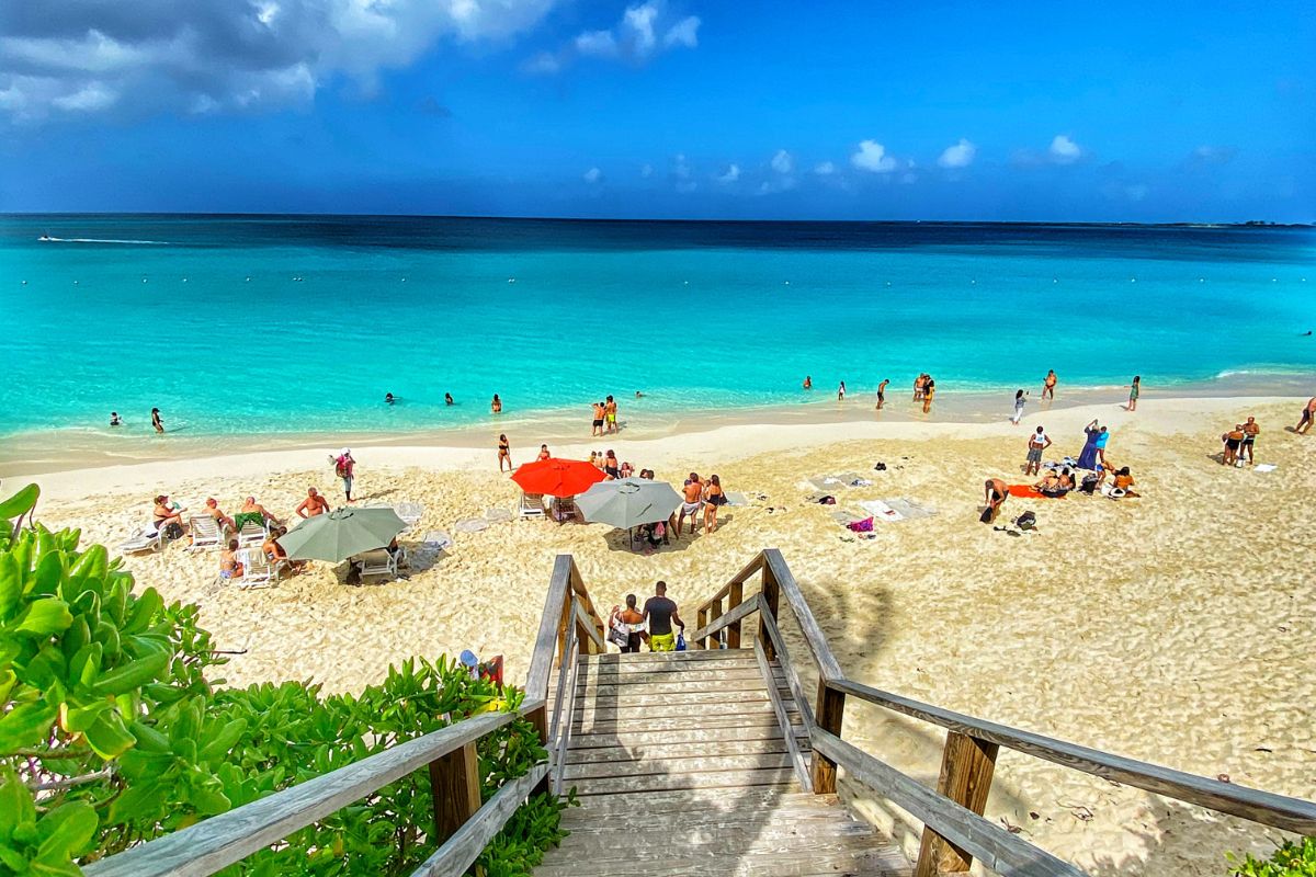 Praia de Nassau, nas Bahamas