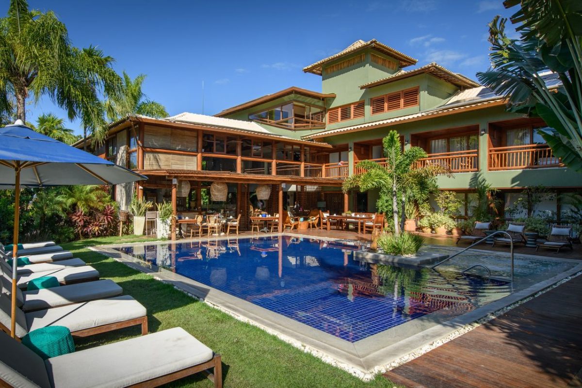 Piscina de hotel da Praia do Forte, Bahia