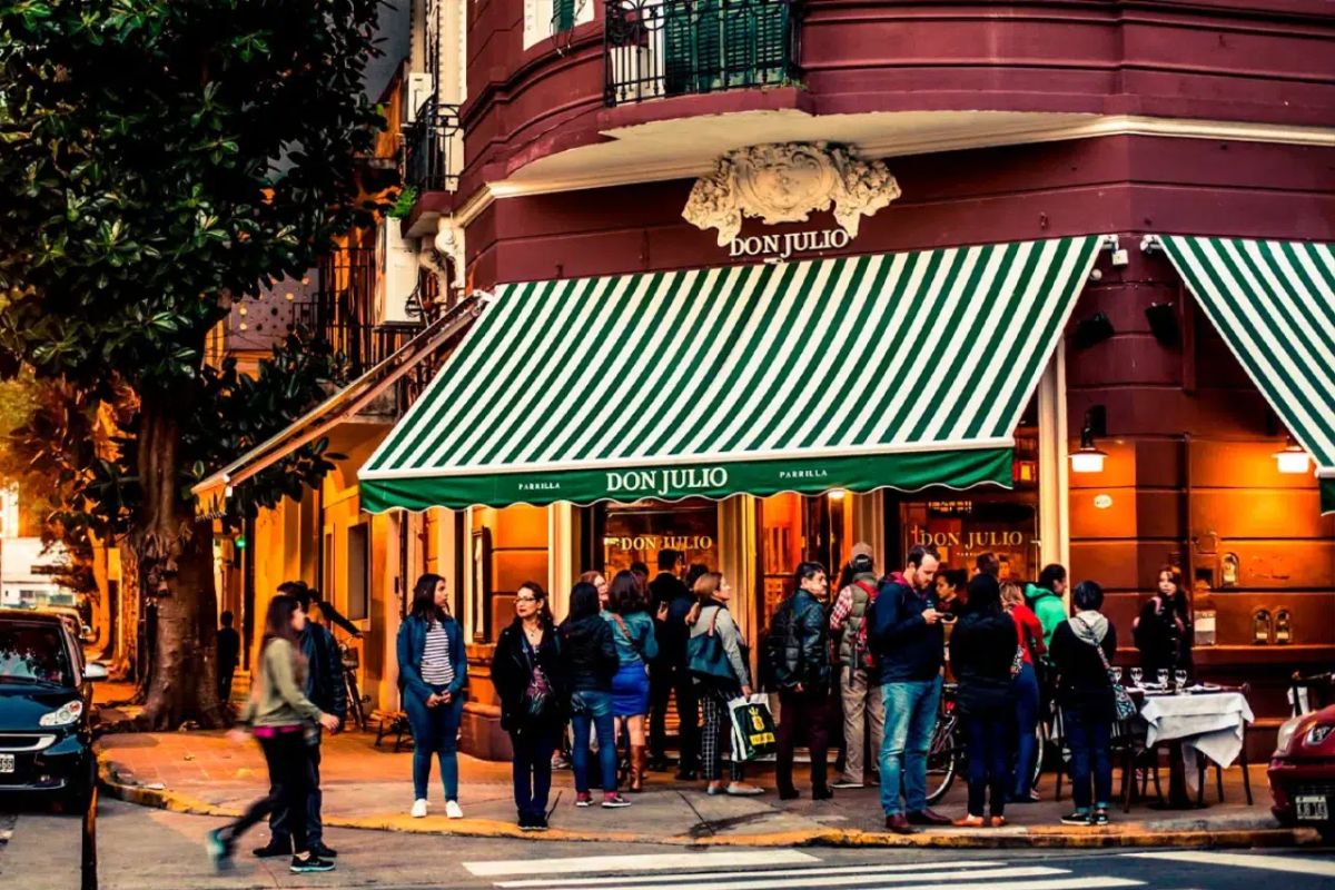 Fachada do restaurante Don Julio, em Buenos Aires