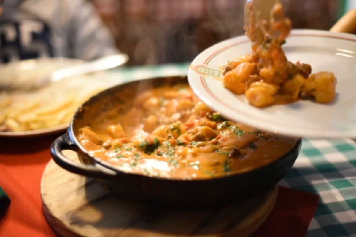 Prato de massa de restaurante italiano de Gramado e Canela