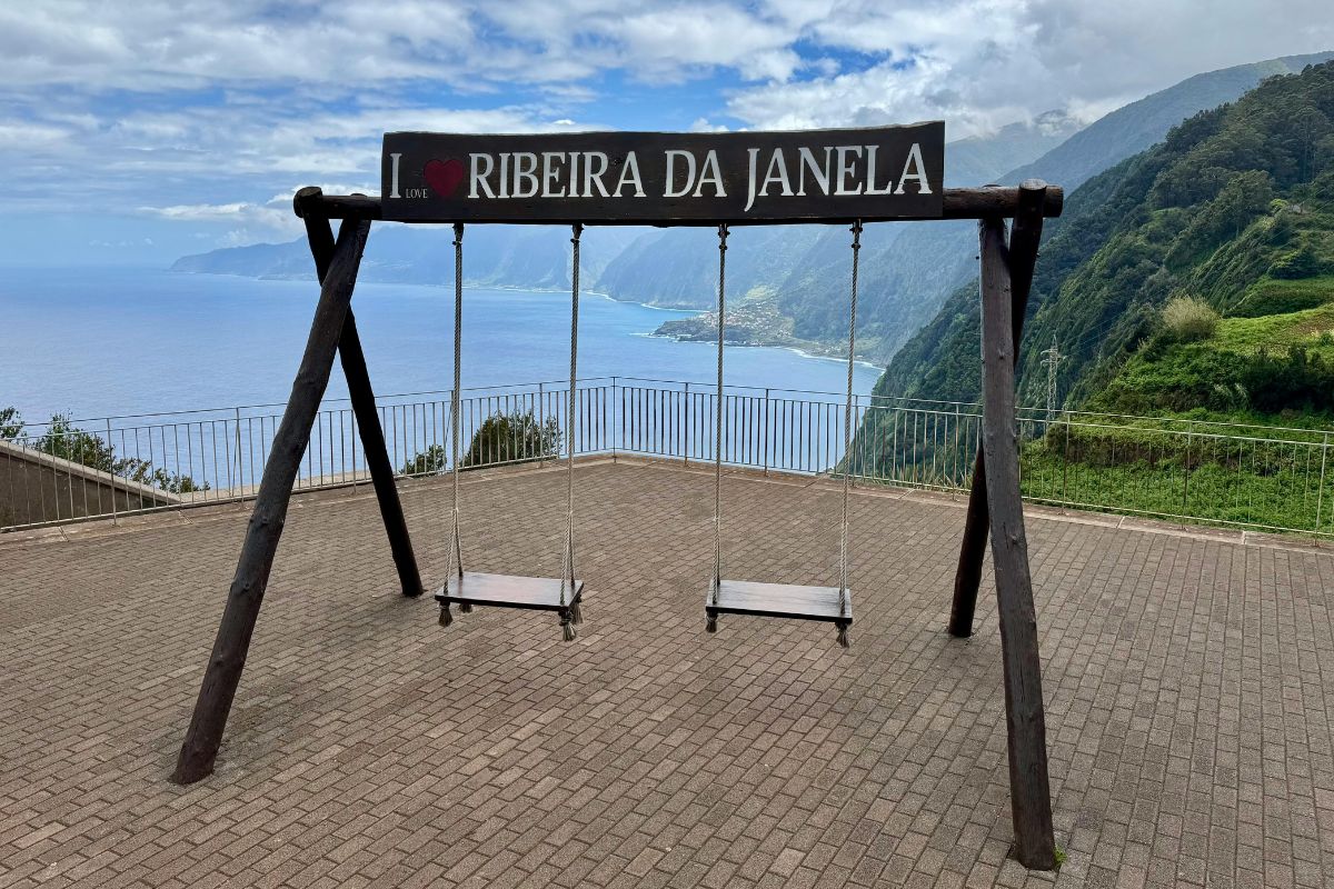 Balanços do mirante Janela da Ribeira, Ilha da Madeira