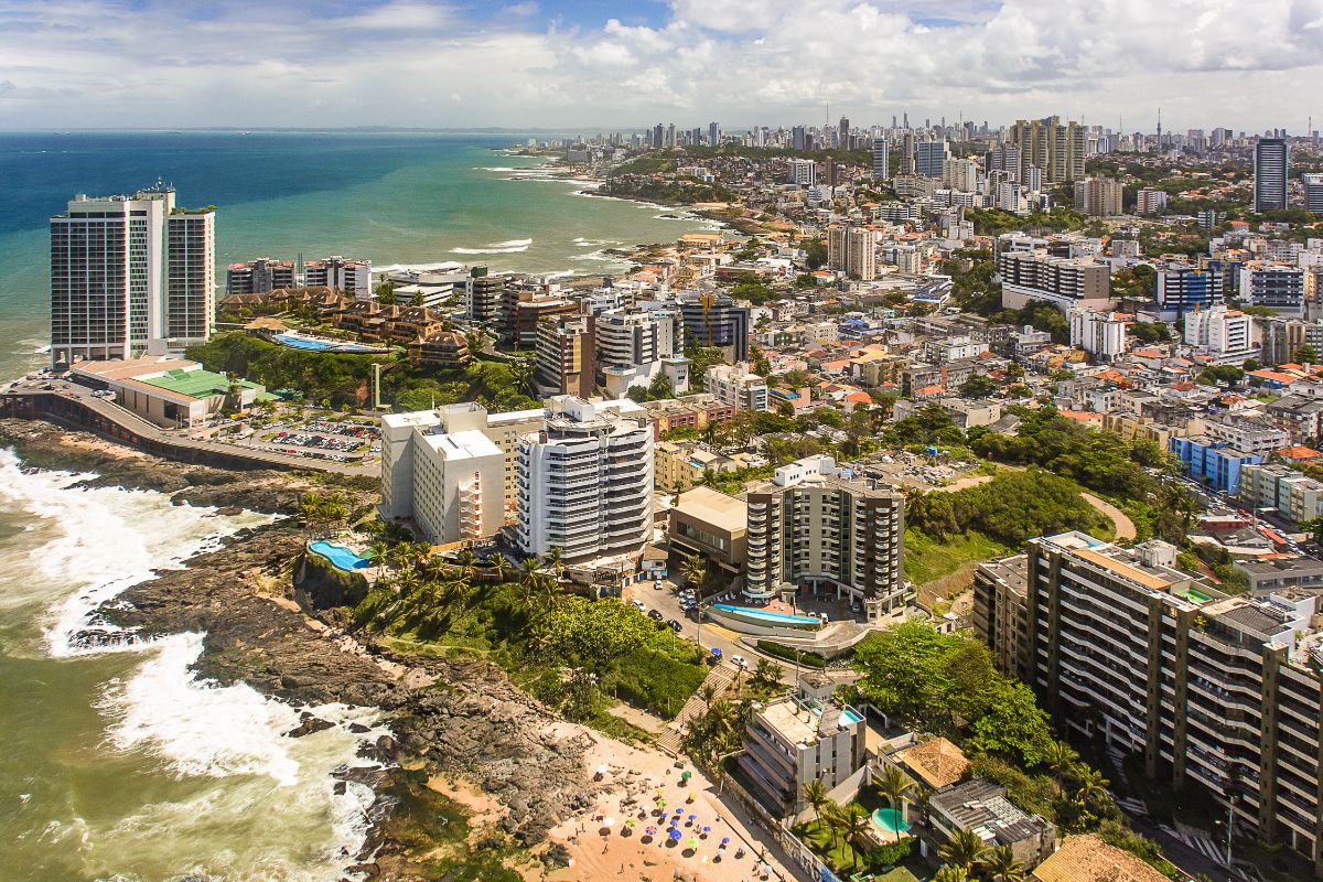 Panorama da Praia do Rio Vermelho, em Salvador