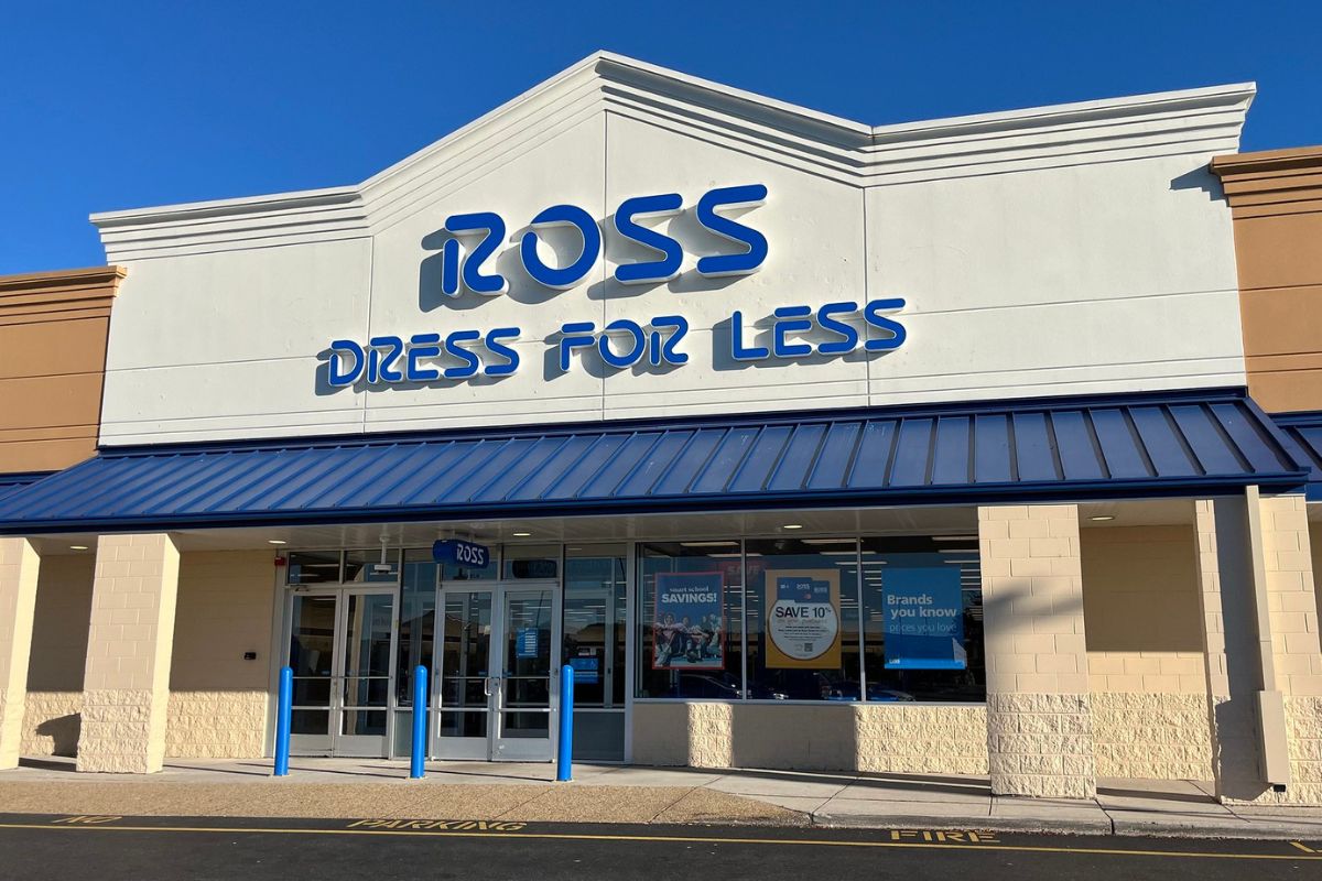Fachada de loja Ross Dress for Less em Orlando