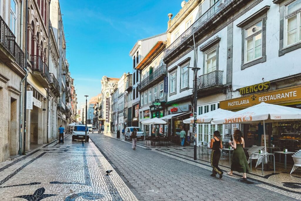 Rua Santa Catarina em Porto
