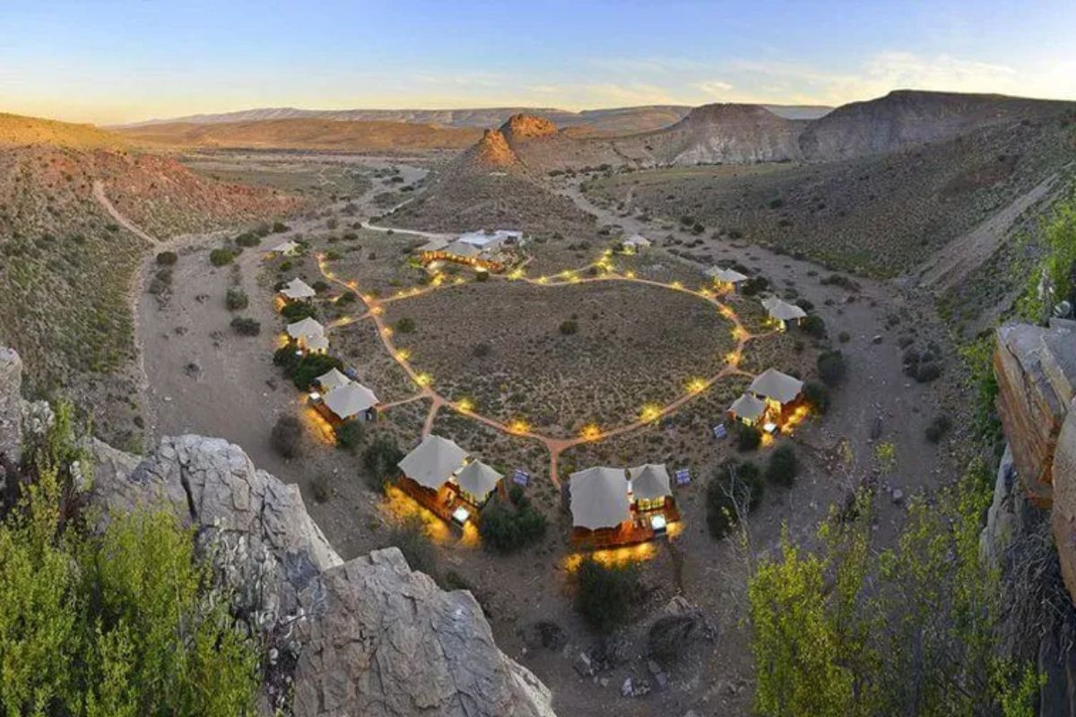 Panorana do lodge localizado no Sanbona Wildlife Reserve