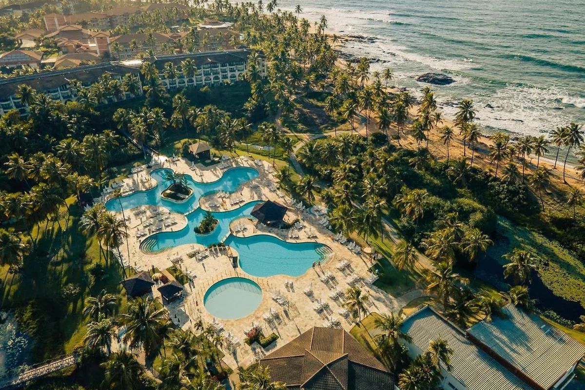 Panorama aéreo de resort na Costa do Sauípe, Bahia