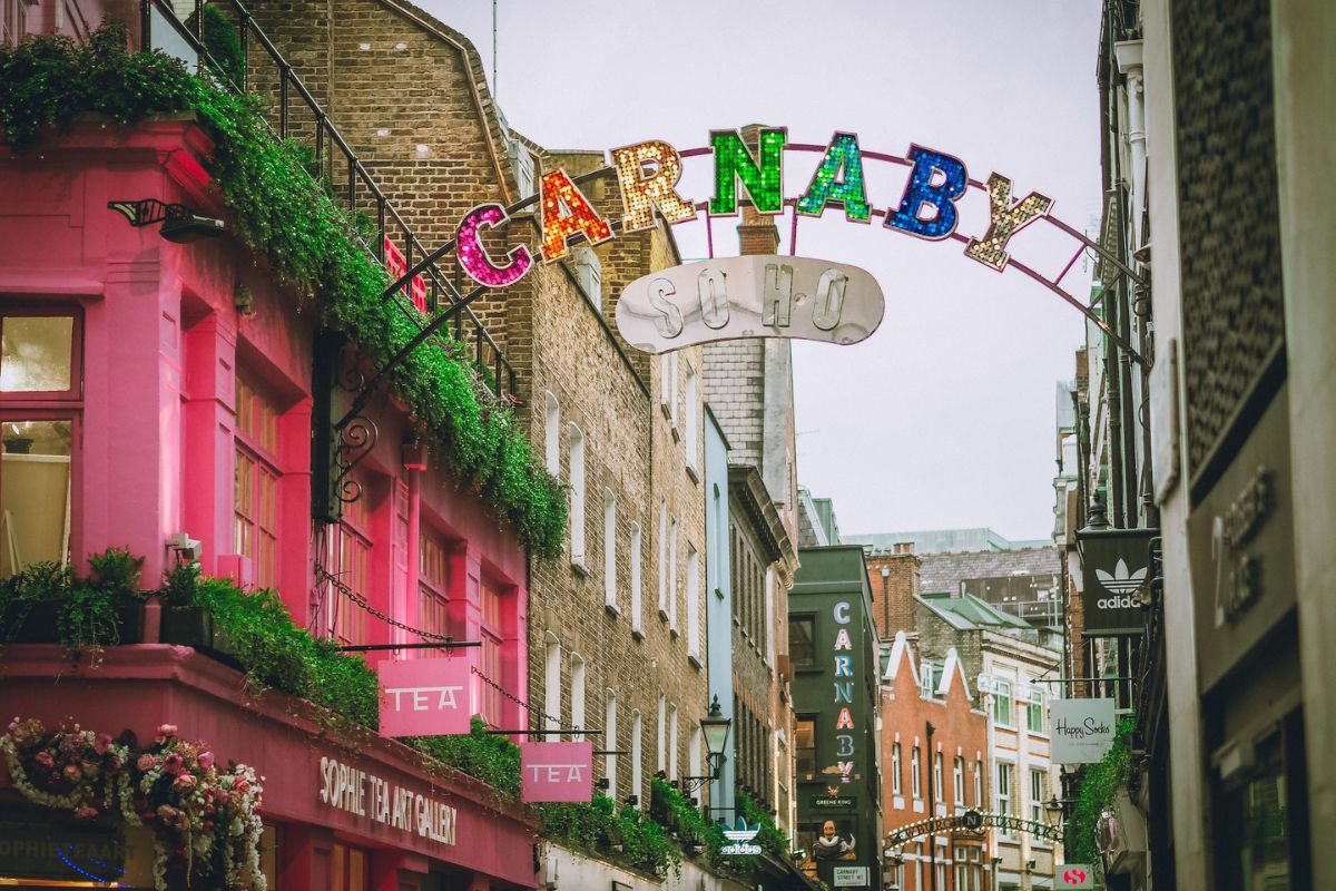 Edifícios no bairro Soho, em Londres