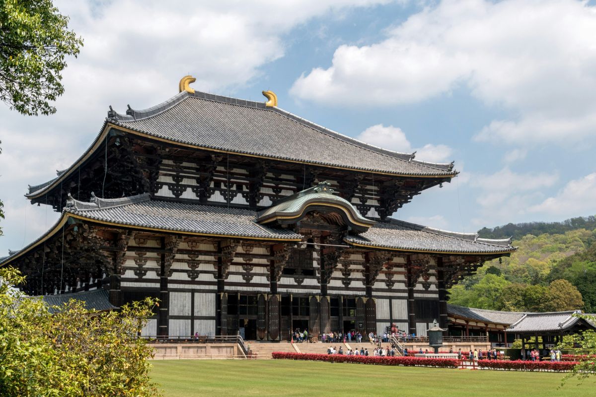 Grande edifício de madeira do templo Todai-ji