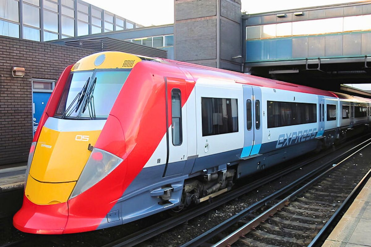 Trem Gatwick Express em Londres