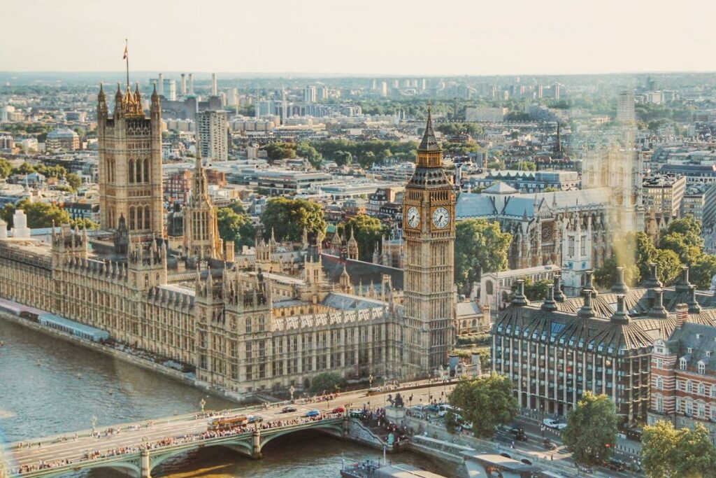 Vista panorâmica do bairro Westminster, em Londres