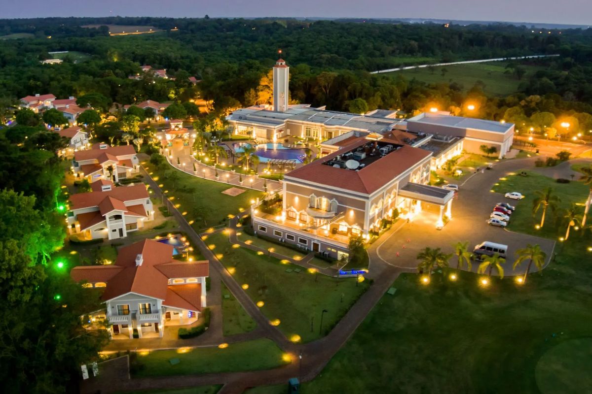 Foto aérea de resort em Foz do Iguaçu
