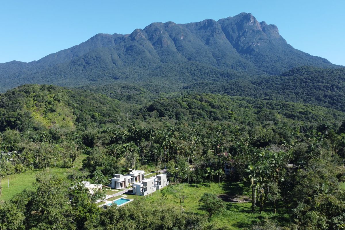 Panorama de hotel na Zona Rural de Morretes